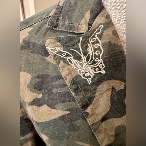 EUC Love Stitch Lined Camouflage Jacket/Blazer with embroidered design. Sz Small - Picture 11 of 16